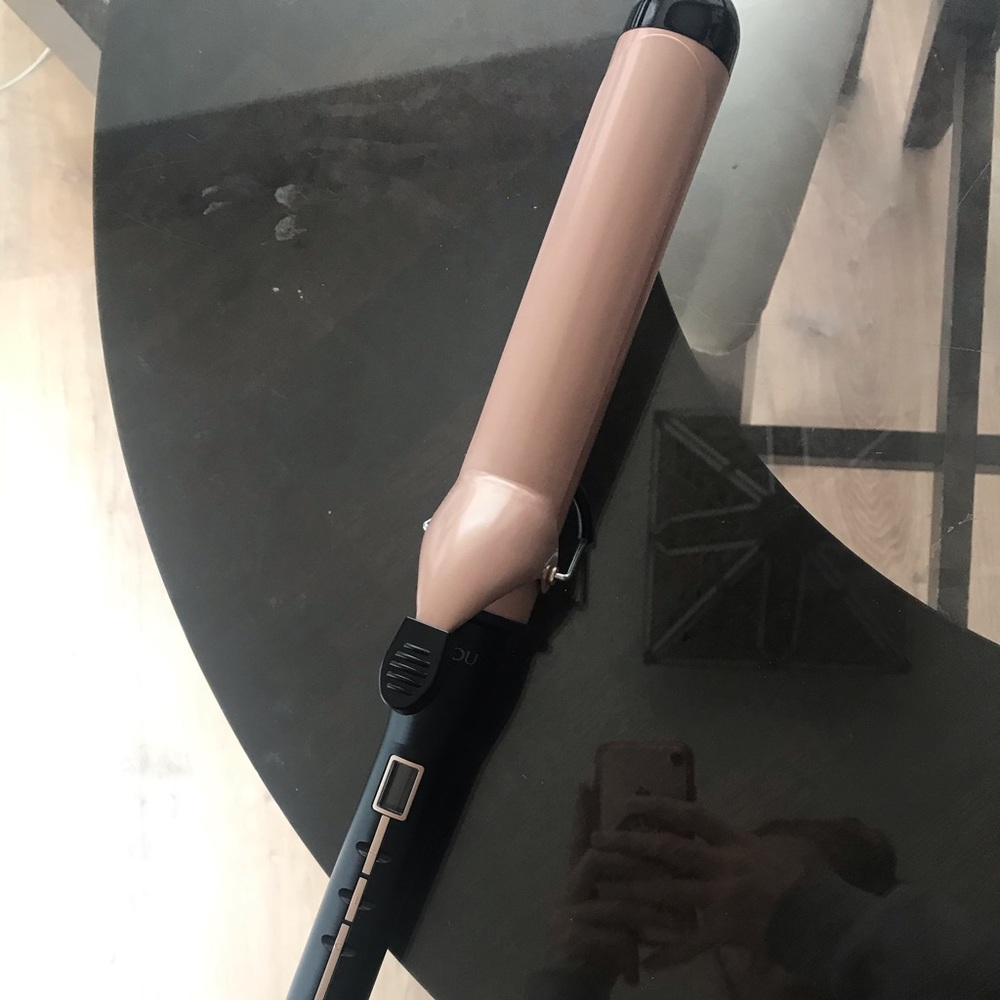 Curling Iron